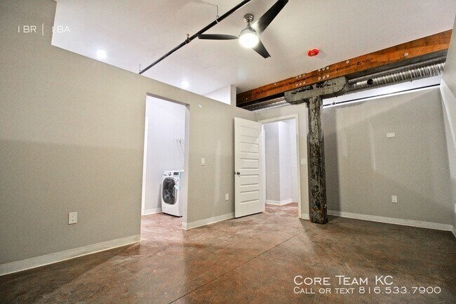 Building Photo - 1 Bedroom Artist Lofts