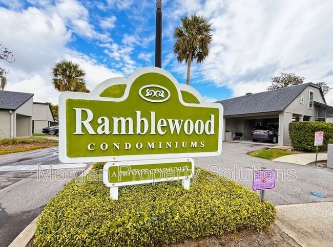 Building Photo - 892 Claydon Way