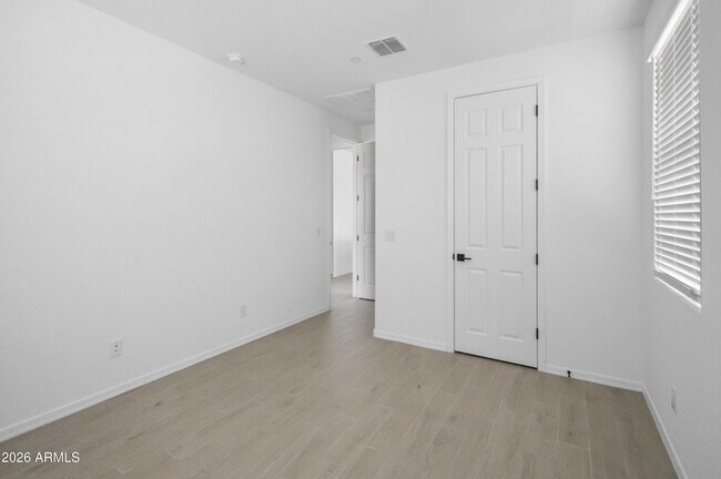 Building Photo - 13415 W Eagle Feather Rd