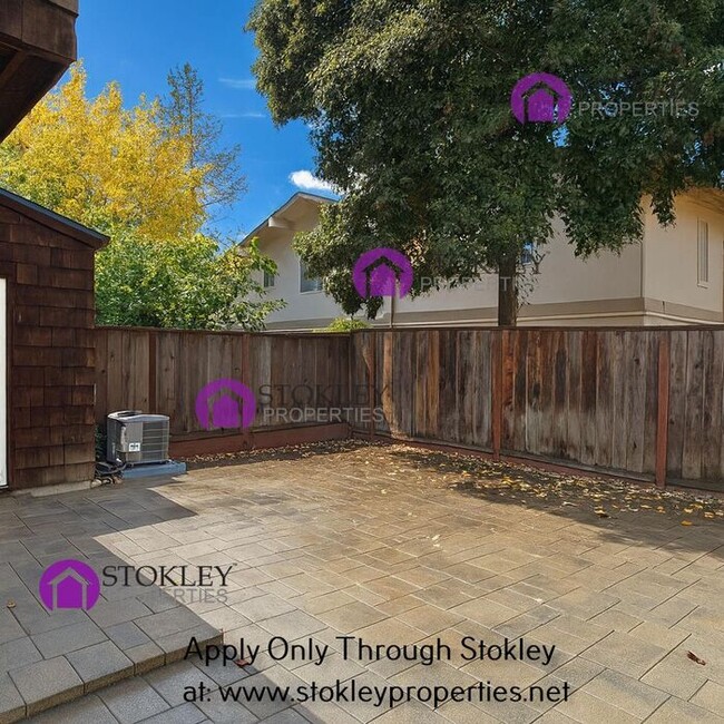 Building Photo - Stokley Properties Presents 2340 Westclffe Lane #G in Walnut Creek!