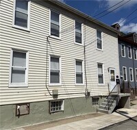 Building Photo - 1406 Firth St