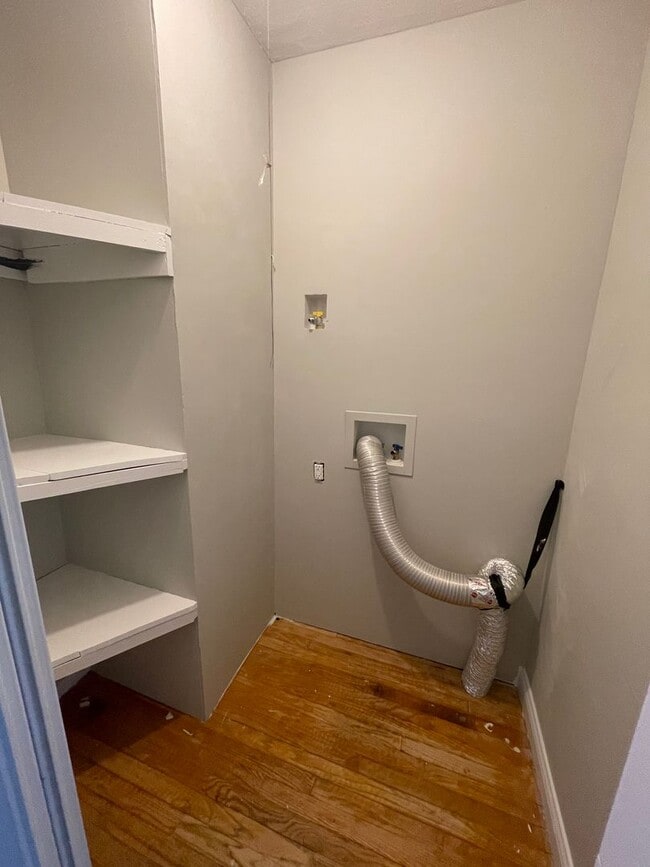 Building Photo - Four Bedroom Available in April - West Lafayette School District