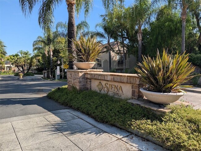 Building Photo - 24153 Del Monte Dr.