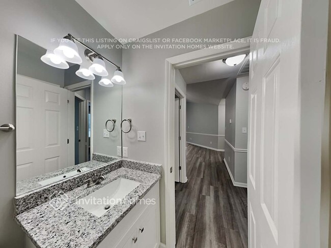 Building Photo - 3014 Faircroft Way