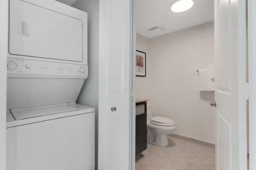 Building Photo - 225 179th Dr