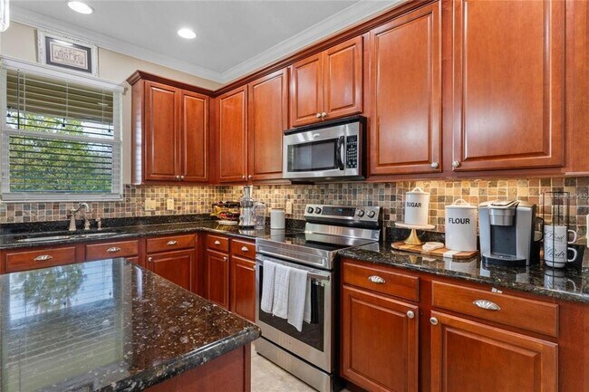 Building Photo - 708 Legacy Park Dr