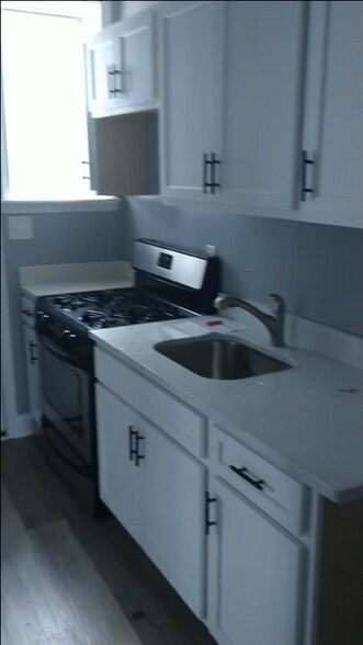 Building Photo - 3407 St Ambrose Ave
