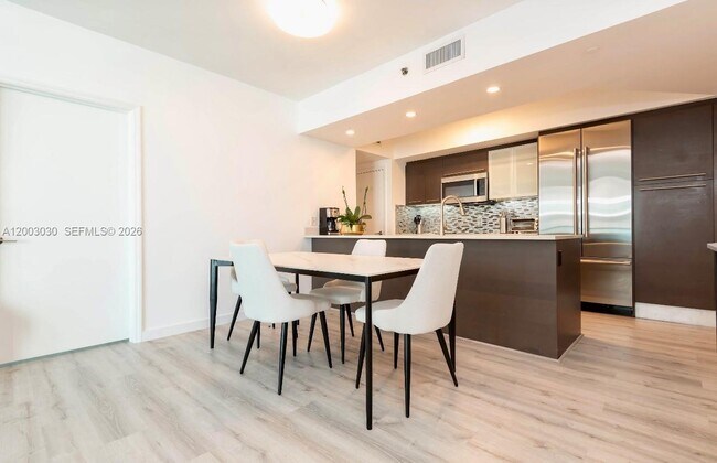 Building Photo - 55 SE 6th St