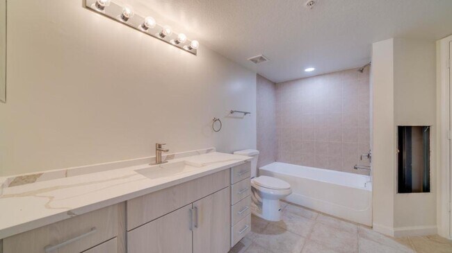 Building Photo - 4127 Residence Drive