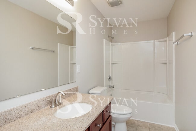 Building Photo - At Last, This Is What You Have Been Searching For!