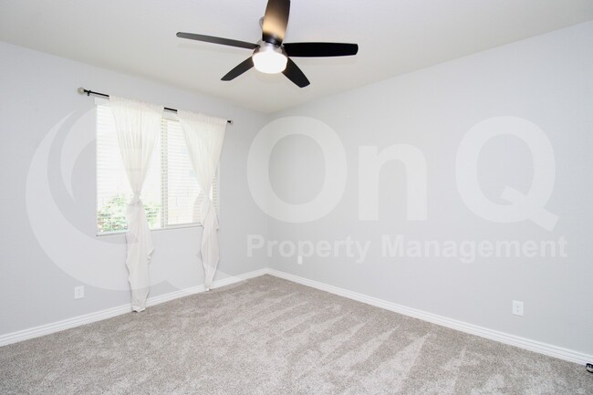 Building Photo - 7711 S Reseda St