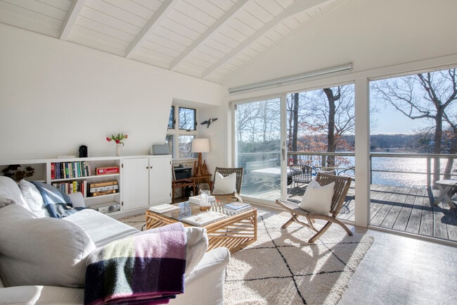 Building Photo - 1500 Trumans Path