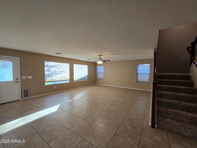 Building Photo - 4159 E Sandy Way