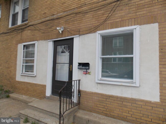 Building Photo - 6100 Alma St