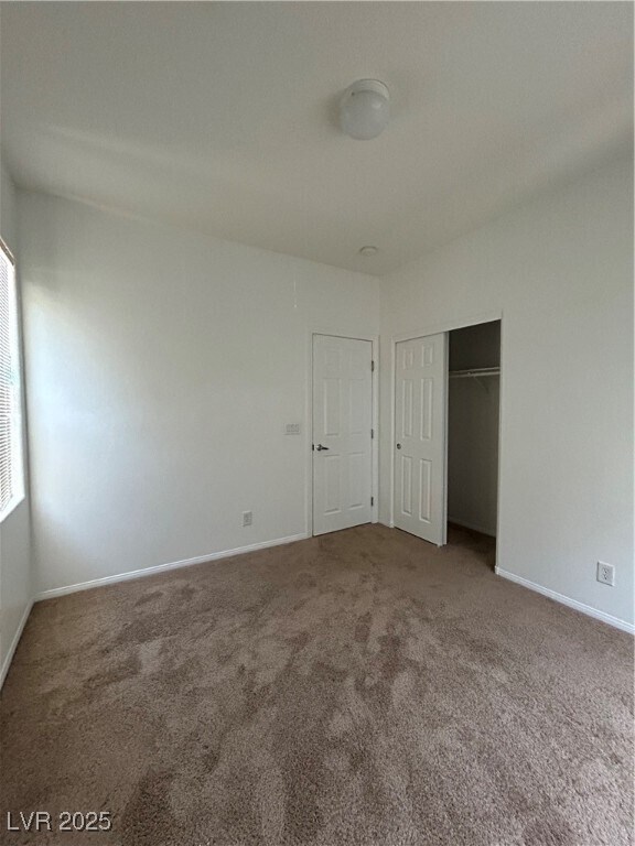 Building Photo - 10536 La Campana St