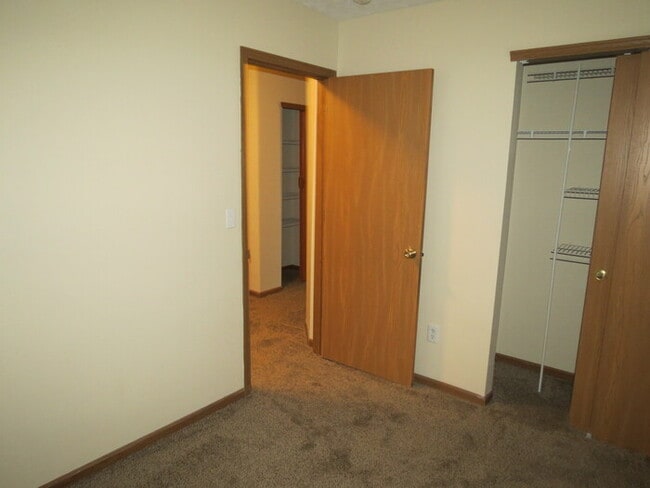 Building Photo - 4012 Cailin Dr