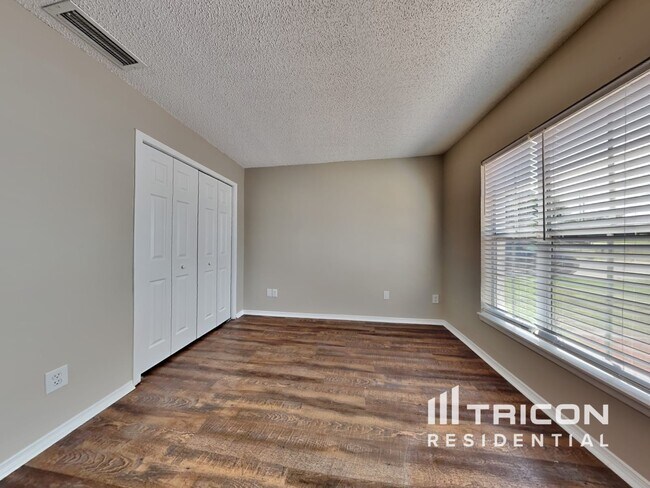 Building Photo - 4710 S Dawnmeadow Ct