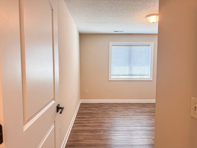 Building Photo - 1627 Gunston Dr