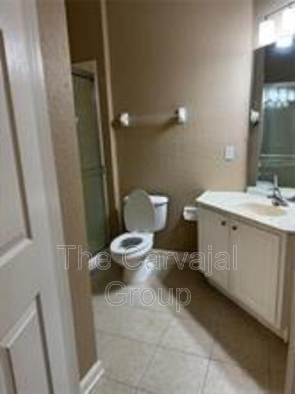 Building Photo - 6335 Contessa Dr