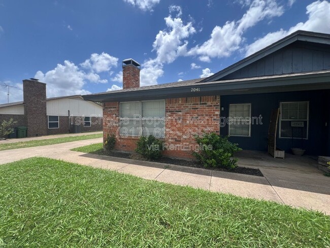 Building Photo - 7041 Crosstimbers Ln