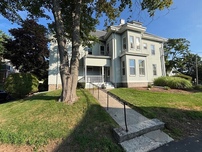 Building Photo - 66 Hoyle St