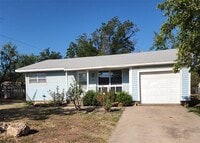 Building Photo - 2440 Ross Ave