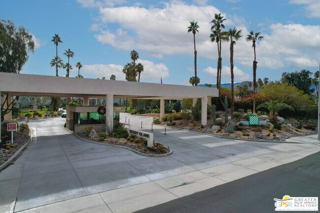 Building Photo - 910 Island Dr