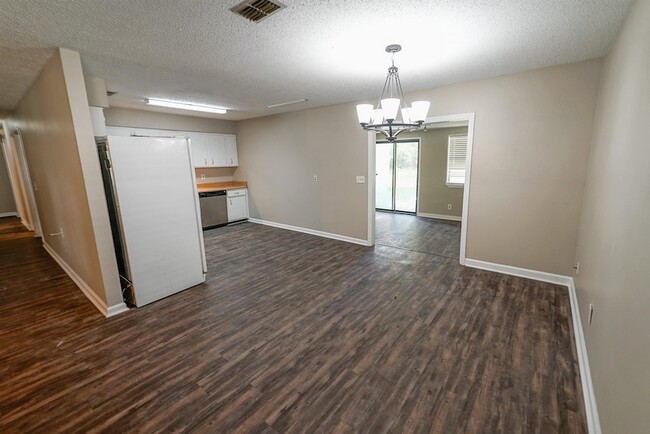 Building Photo - 2974 Byington Cir
