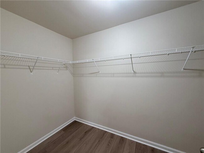Building Photo - 1610 Apple Blossom Dr