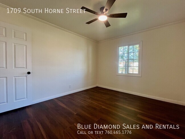 Building Photo - 1709 S Horne St