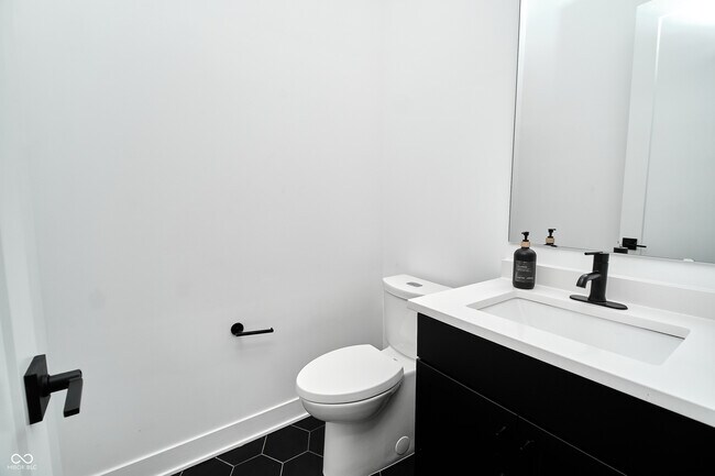 Building Photo - 519 Fulton St