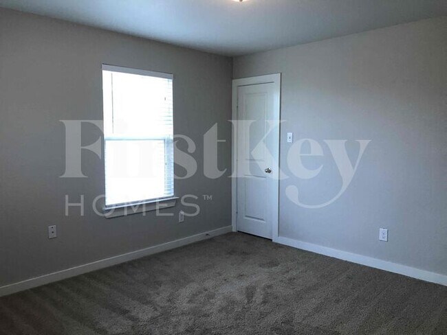 Building Photo - 9948 Rio Doso Drive