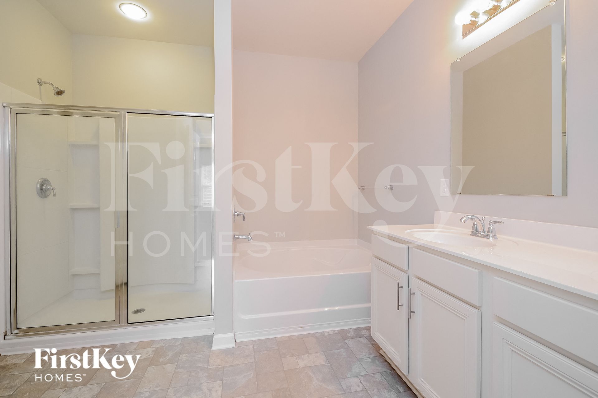 Building Photo - 5056 Bella Ct