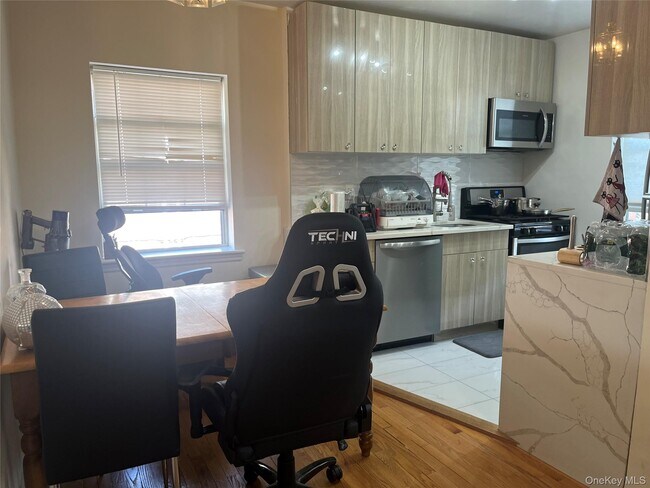 Building Photo - 208-11-208-41 41st Ave