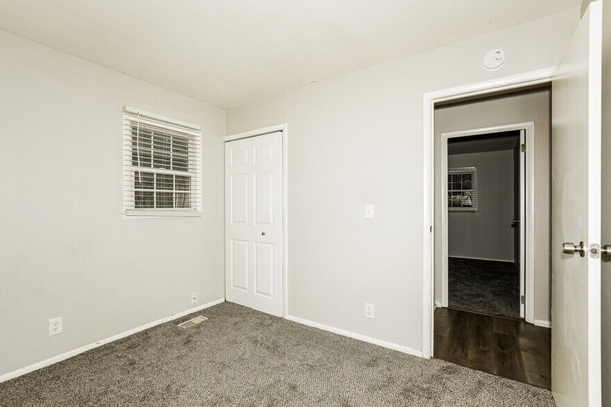 Building Photo - 4033 Arborcrest Dr
