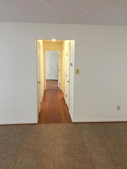 Building Photo - 615 Himes Ave