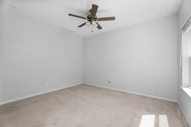 Building Photo - 3325 Harmony View Ln