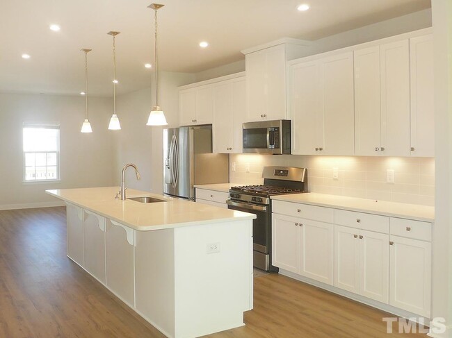 Building Photo - 137 Callowhill Ln