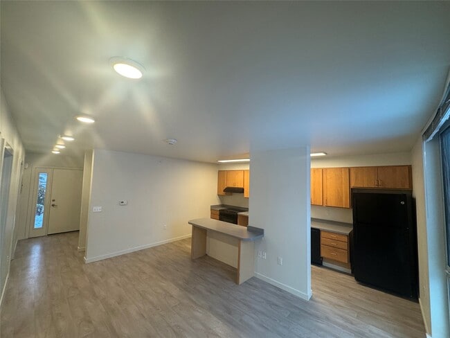 Building Photo - 2720 Coho Way