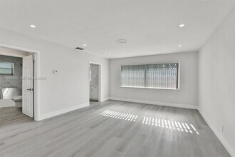 Building Photo - 5657 Grant St