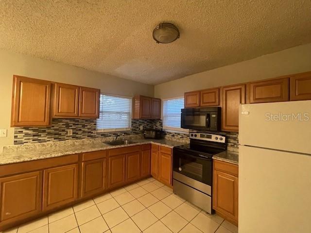 Building Photo - 10608 N 52nd St