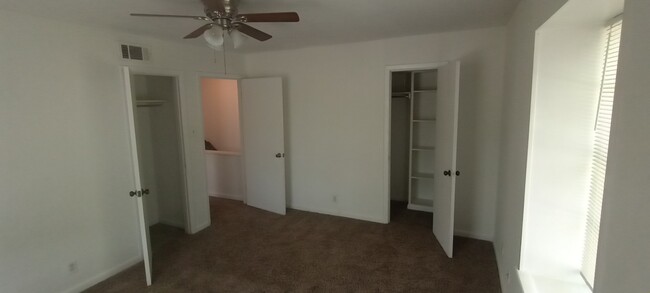 Tons of Closets - 1909 W Shields Dr