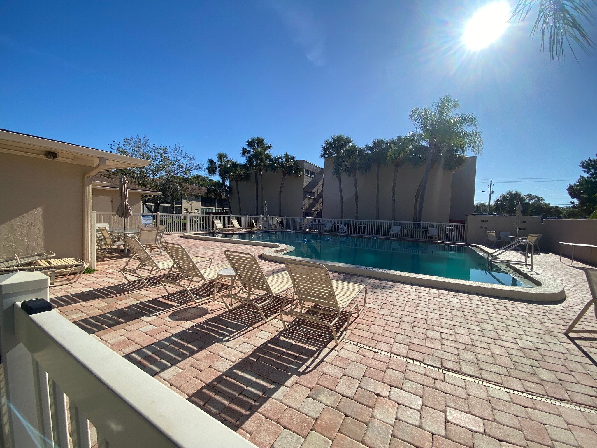 Building Photo - 2616 Woodgate Ln