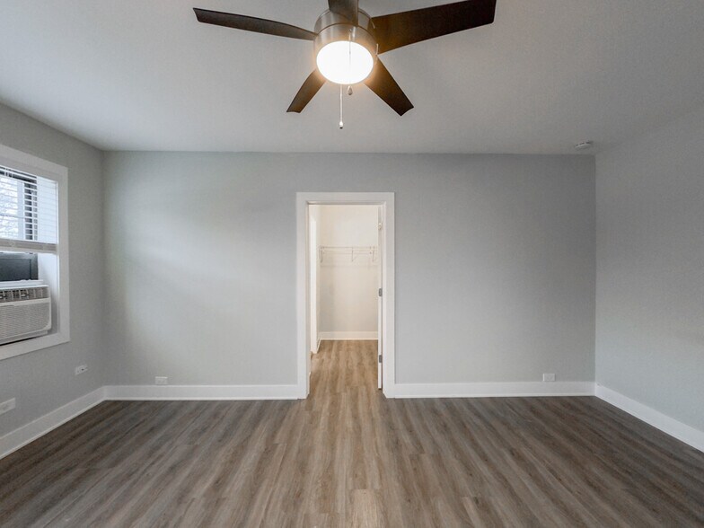 Building Photo - 735 Judson Ave