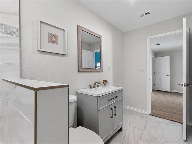 Building Photo - 834 Lindo Dr