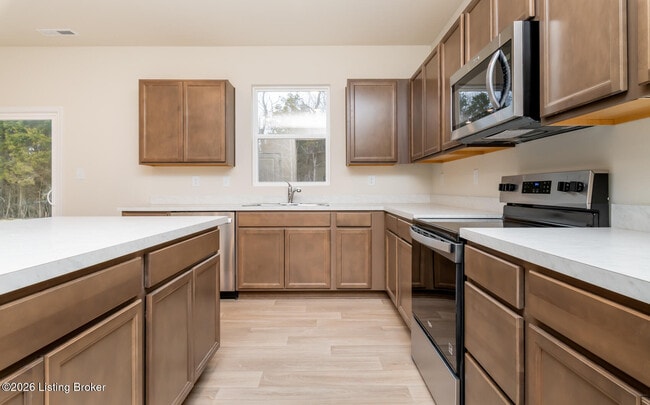 Building Photo - 16904 Aiken Rdg Cir