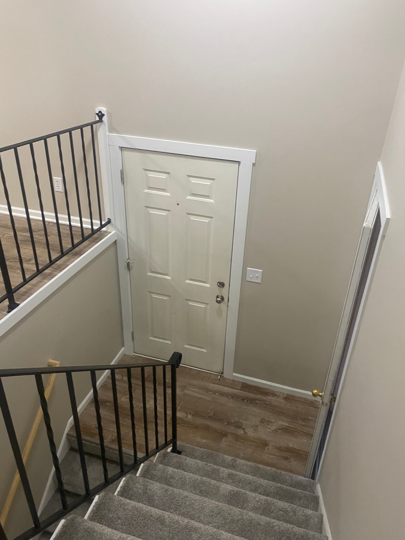 Building Photo - 15468 Pennock Ln