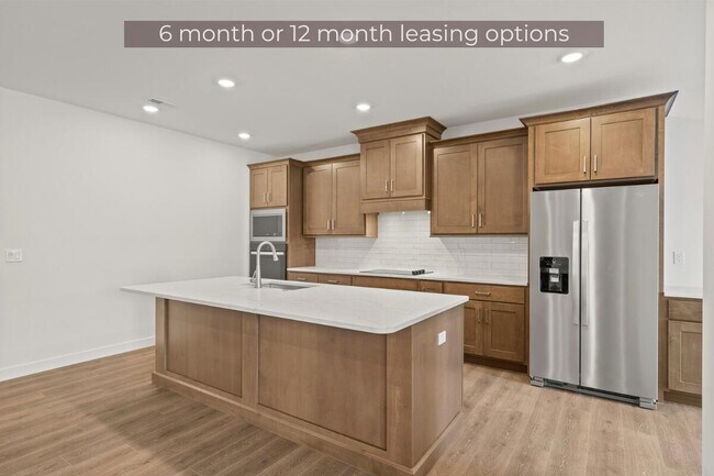 Building Photo - 6323 Murano Way