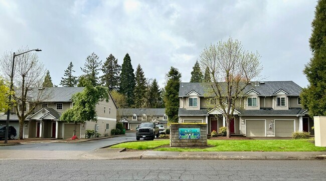 Primary Photo - Fully Renovated 2 Bedroom, 1.5 Bath Townhouse with Garage
