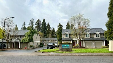 Building Photo - Fully Renovated 2 Bedroom, 1.5 Bath Townhouse with Garage